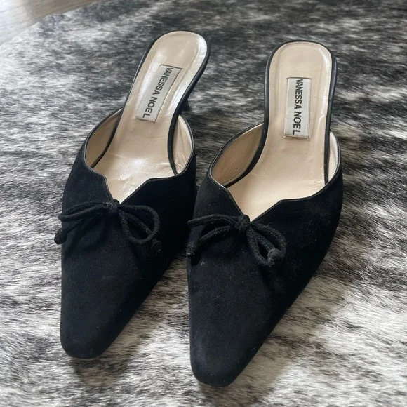 Vanessa Noel Black Suede Kitten Heel Mules - Picture 2 of 13